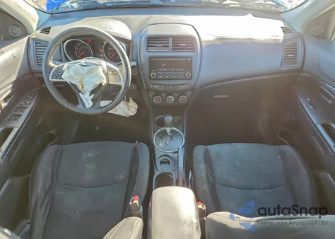 2015 Mitsubishi Outlander Sport Es z USA, uszkodzony, nr VIN 4A4AP3AW9FE033426